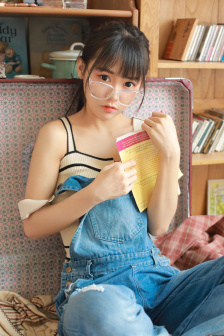 生逢灿烂的日子下载